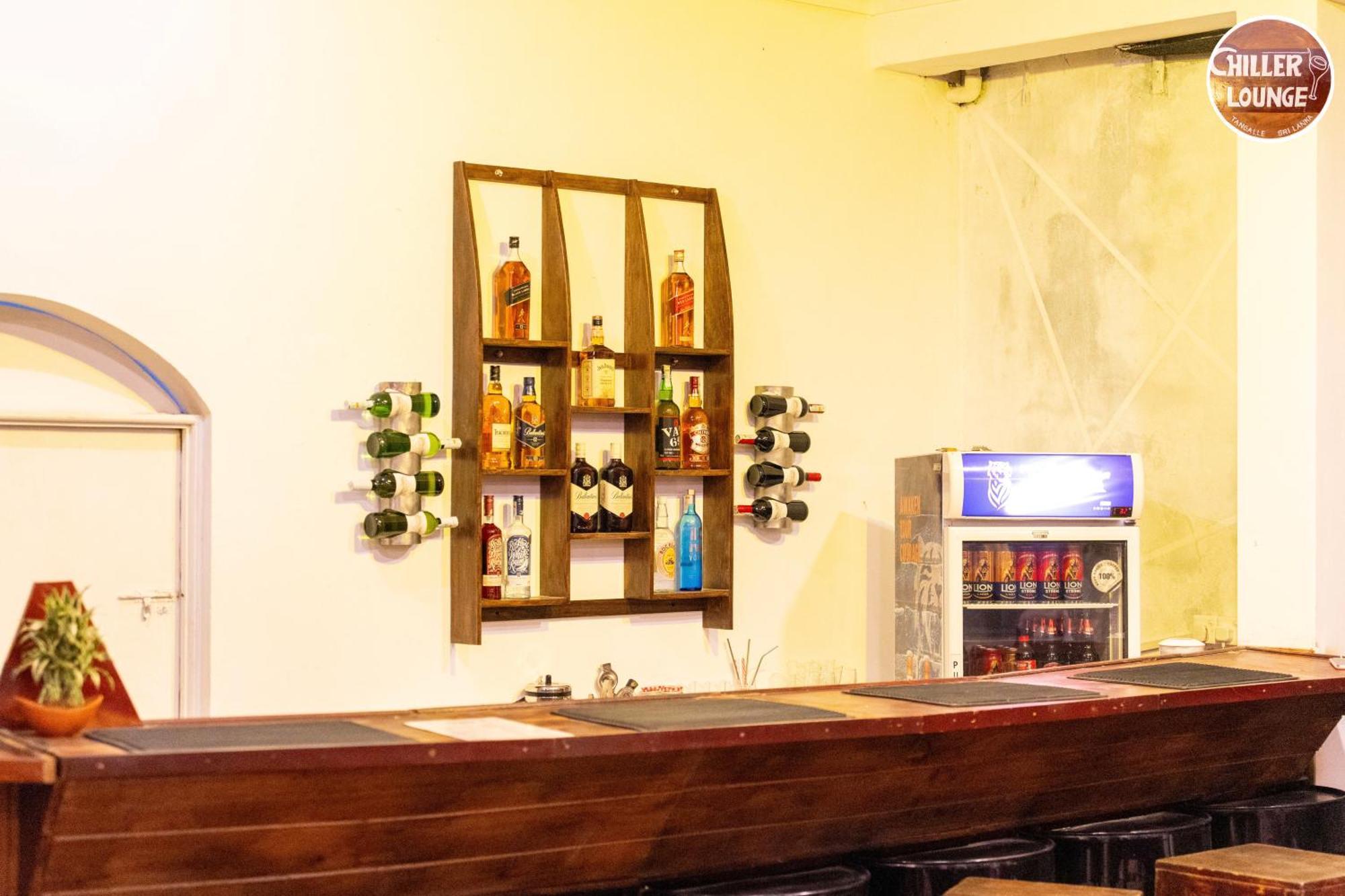 Отель Chiller Lounge Тангалла Экстерьер фото